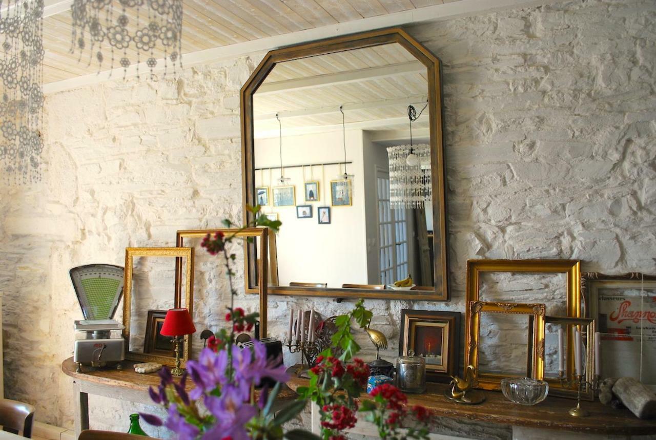 Les Chambres Du Mad Henvic Dış mekan fotoğraf