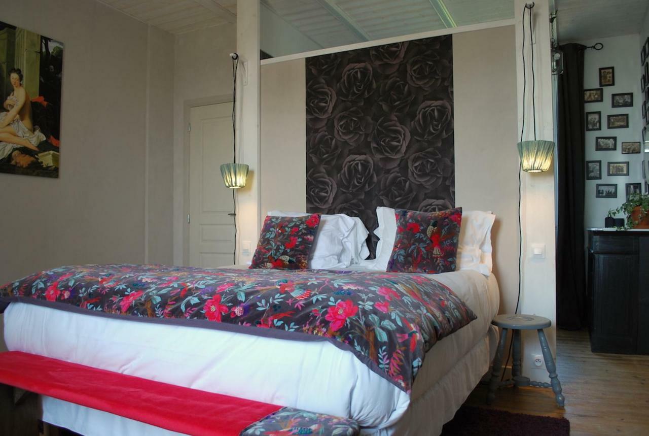 Les Chambres Du Mad Henvic Dış mekan fotoğraf